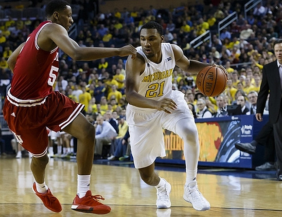 Mark Donnal (34) and Zak Irvin (21)