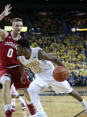 Derrick Walton Jr. (10)