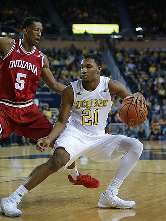 Zak Irvin (21)