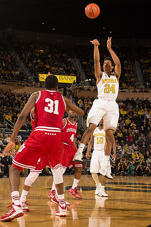 Duncan Robinson (22)