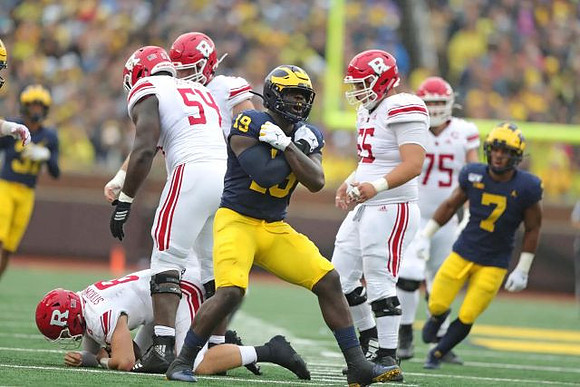 Vincent Gray (31), Kwity Paye (19), and Khaleke Hudson (7)