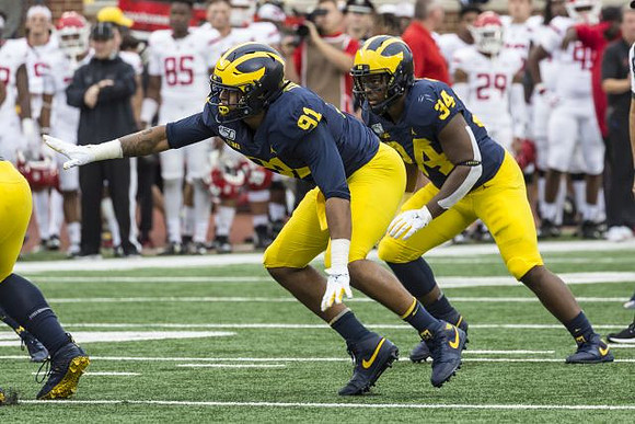 Taylor Upshaw (91) and Jordan Anthony (34)