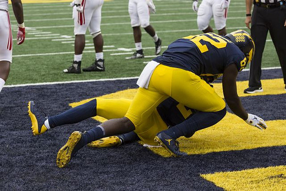 Nick Eubanks (82) and Shea Patterson (2)