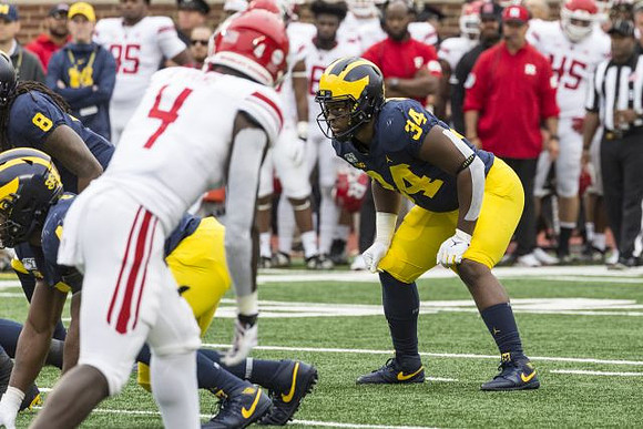 Devin Gil (8) and Jordan Anthony (34)