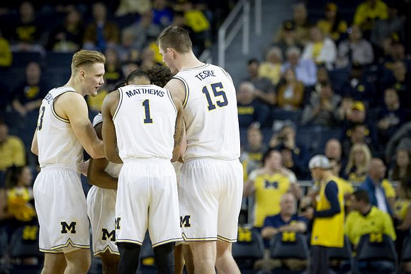 Ignas Brazdeikis (13), Charles Matthews (1), and Jon Teske (15)