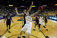 Ignas Brazdeikis (13) and Charles Matthews (1)