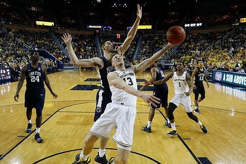 Ignas Brazdeikis (13) and Charles Matthews (1)