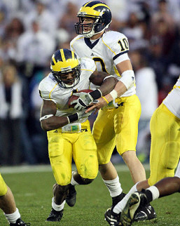 Brandon Minor (4) and Steven Threet (10)