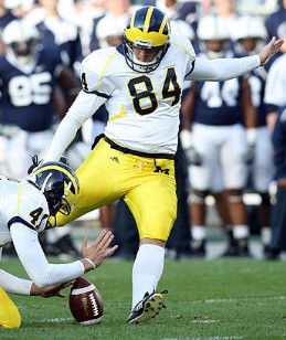 Zoltan Mesko (41) and K.C. Lopata (84)