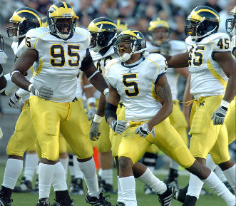 Renaldo Sagesse (95), Charles Stewart (5), and Obi Ezeh (45)