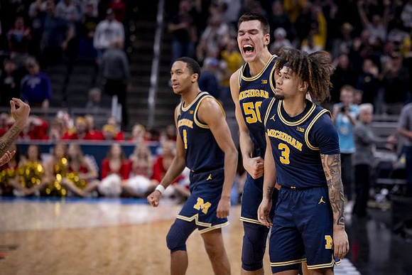 Nimari Burnett (4), Vladislav Goldin (50), and Tre Donaldson (3)