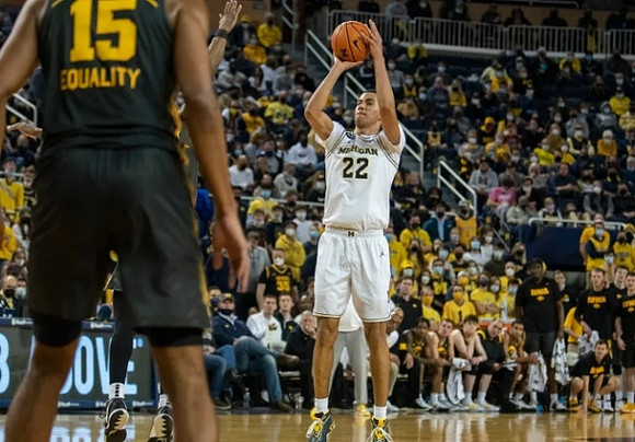 Caleb Houstan (22)