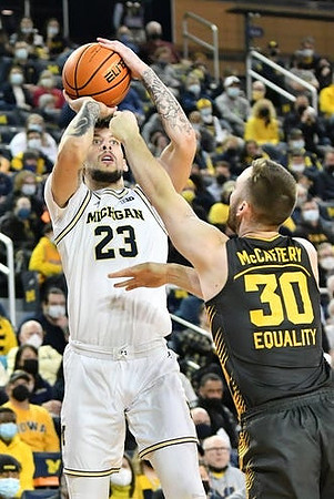 Brandon Johns Jr. (23)