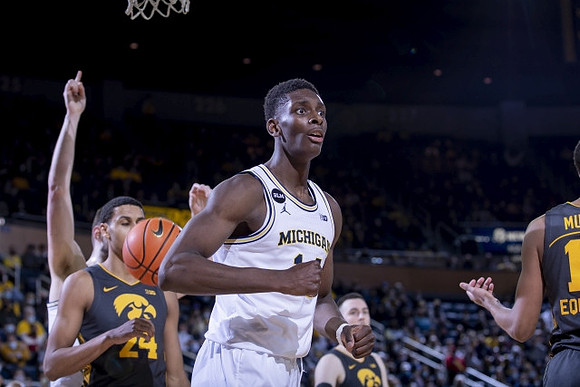 Moussa Diabate (14) and Hunter Dickinson (1)