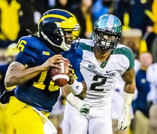 Denard Robinson (16)