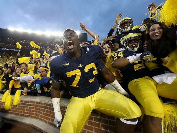 William Campbell (73) and Delonte Hollowell (24)