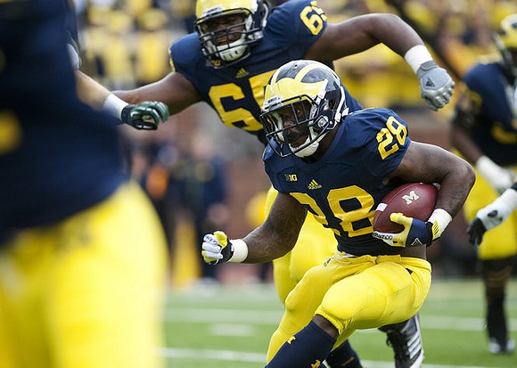Patrick Omameh (65) and Fitzgerald Toussaint (28)