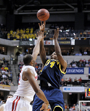 DeShawn Sims (34)