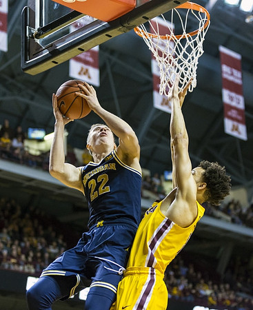 Duncan Robinson (22)