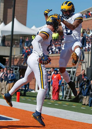 Luke Schoonmaker (86) and Ronnie Bell (8)
