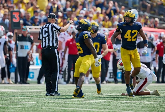 Ernest Hausmann (15), Jimmy Rolder (30), and TJ Guy (42)
