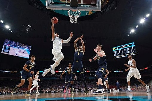 Isaiah Livers (4), Charles Matthews (1), Muhammad-Ali Abdur-Rahkman (12), and Moritz Wagner (13)
