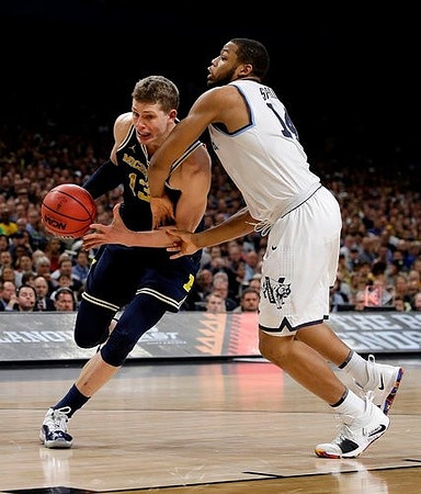 Moritz Wagner (13)