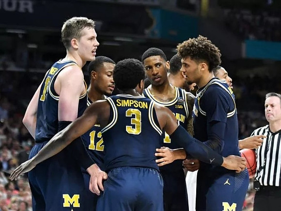 Moritz Wagner (13), Muhammad-Ali Abdur-Rahkman (12), Zavier Simpson (3), Charles Matthews (1), and Isaiah Livers (4)