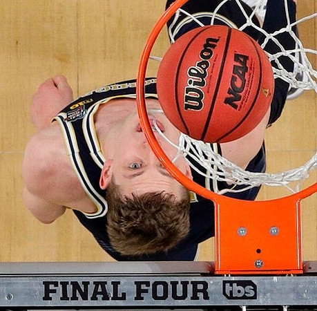 Moritz Wagner (13)