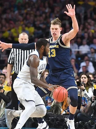 Moritz Wagner (13)