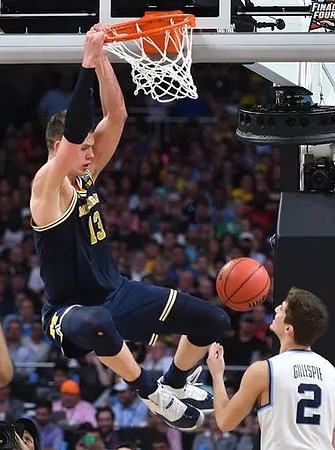 Moritz Wagner (13)