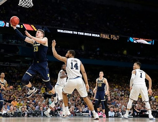 Moritz Wagner (13), Charles Matthews (1), and Duncan Robinson (22)