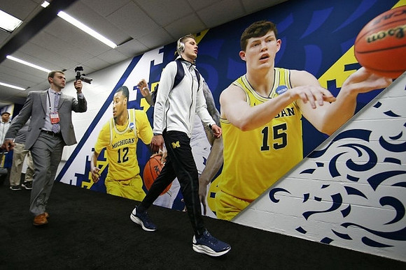 Moritz Wagner (13)