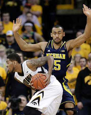 Jon Horford (15)