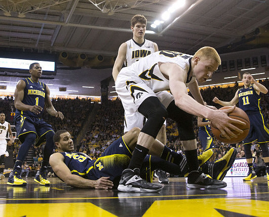 Glenn Robinson III (1), Jon Horford (15), and Nik Stauskas (11)