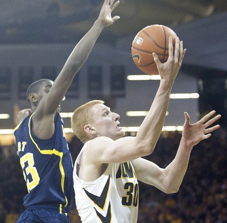 Caris LeVert (23)