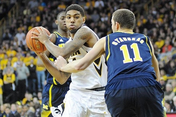 Caris LeVert (23) and Nik Stauskas (11)