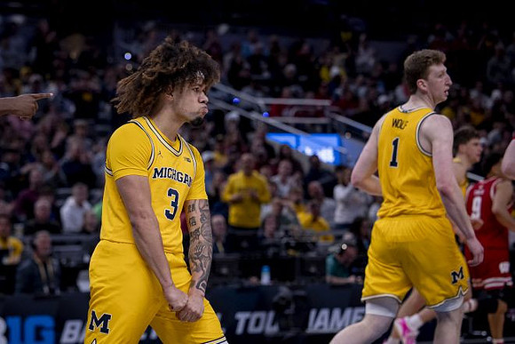 Tre Donaldson (3) and Danny Wolf (1)