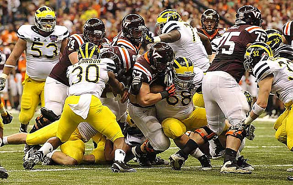 Ryan Van Bergen (53), Thomas Gordon (30), Mike Martin (68), William Campbell (73), Jordan Kovacs (32), and Kenny Demens (25)