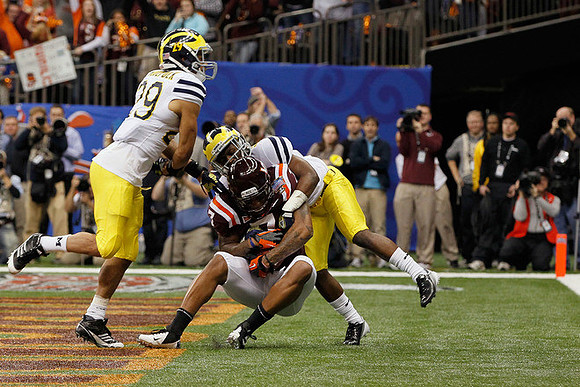 Troy Woolfolk (29) and Blake Countess (18)