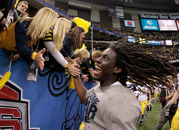 Denard Robinson (16)