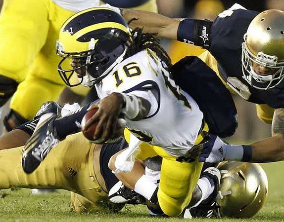 Denard Robinson (16)