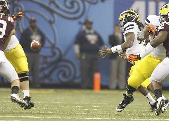 Denard Robinson (16)