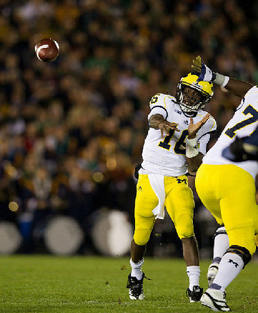 Denard Robinson (16)