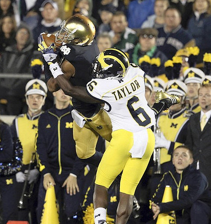 Raymon Taylor (6)