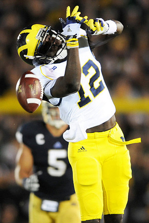 Devin Gardner (12)