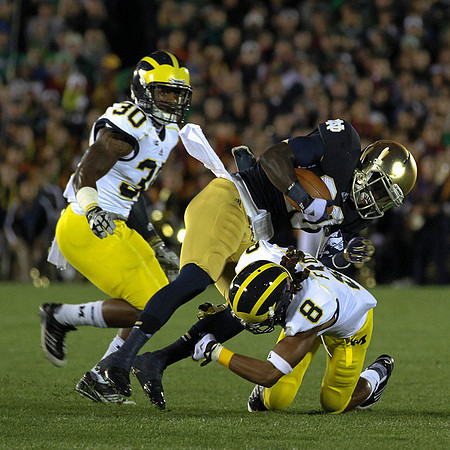 Thomas Gordon (30) and J.T. Floyd (8)