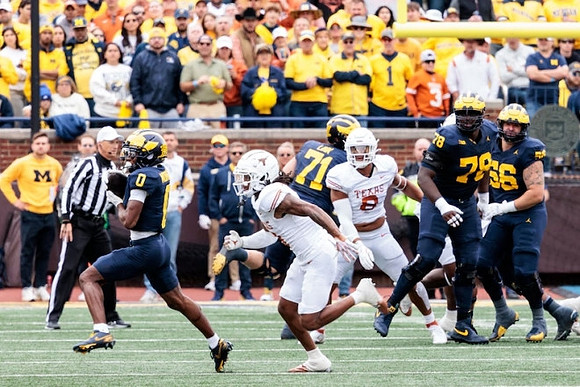 Semaj Morgan (0), Evan Link (71), Myles Hinton (78), and Dominick Giudice (56)