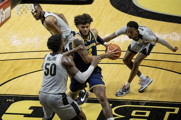 Isaiah Livers (2)