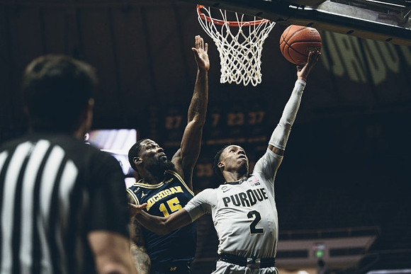 Chaundee Brown Jr. (15)